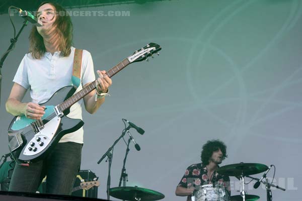 TAME IMPALA - 2013-07-07 - BELFORT - Presqu'ile du Malsaucy - 